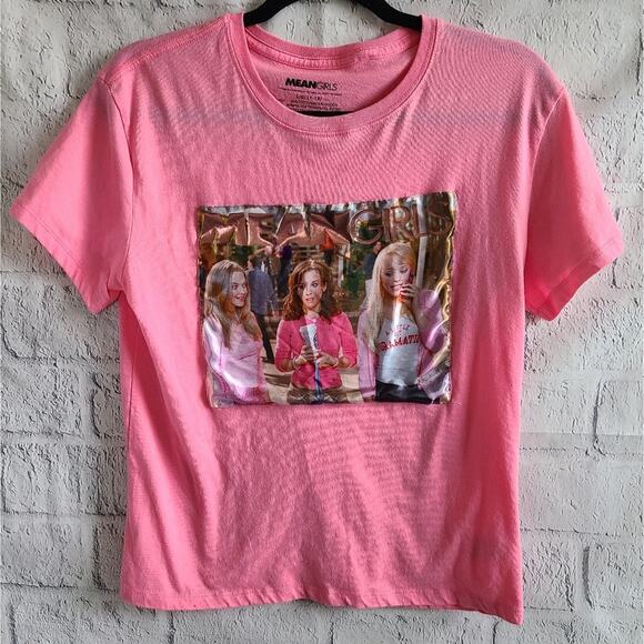 Cute Mean Girls We Wear Pink Mall Scene Graphic Tee Large - Picture 3 of 8
